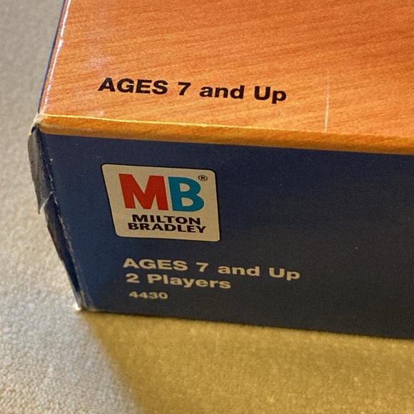 Connect Four Game Vintage 2002 - Picture 2 of 9